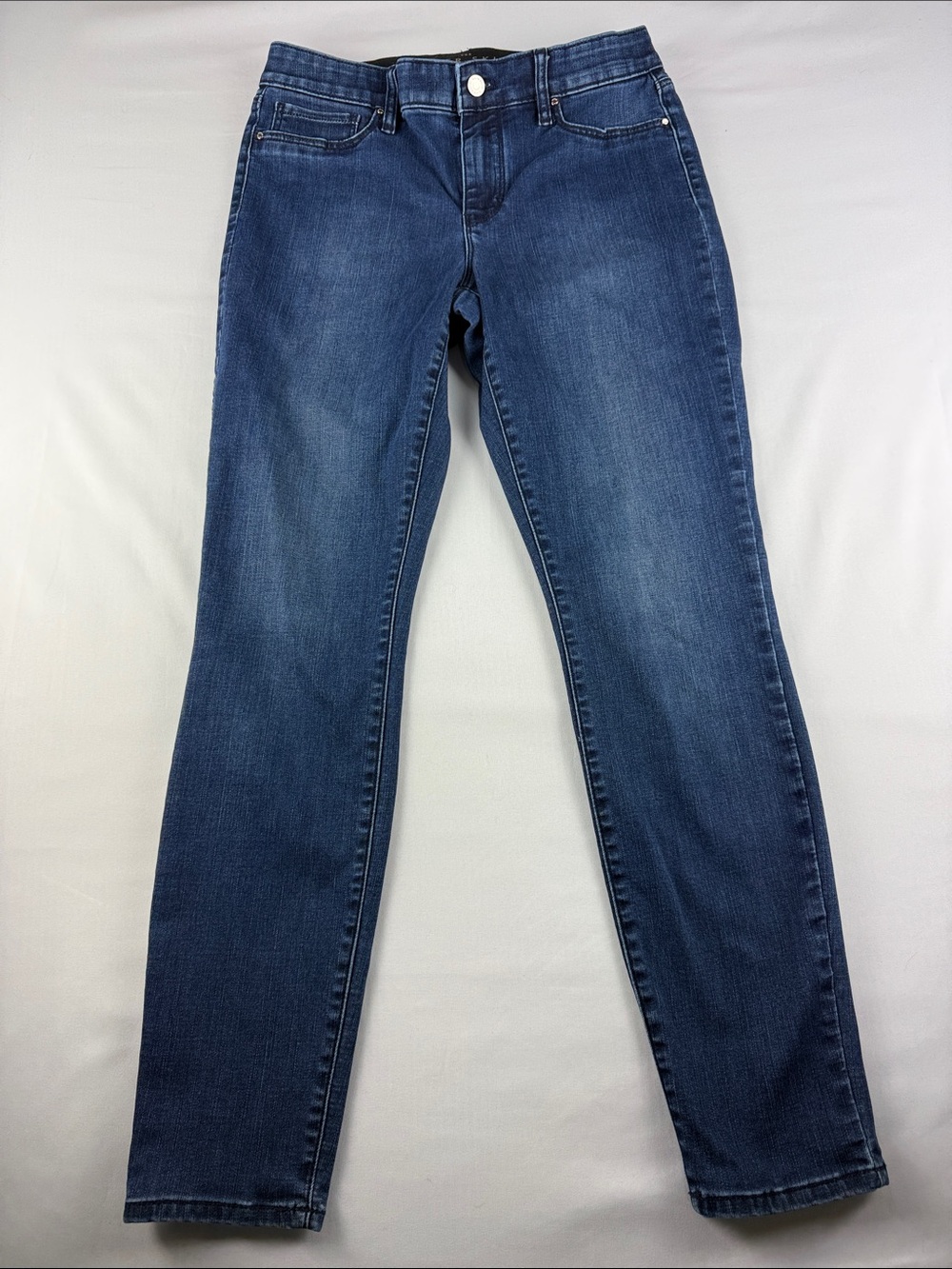 White House Black Market The Super Skinny Jegging – Women's Size 6
